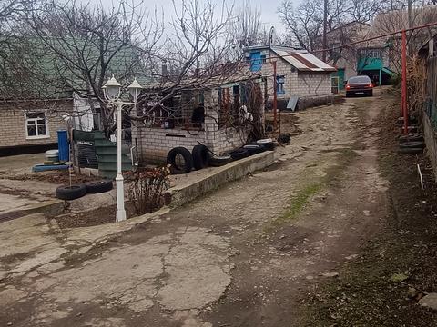 будинок за адресою Михайла Комарова вул., 5