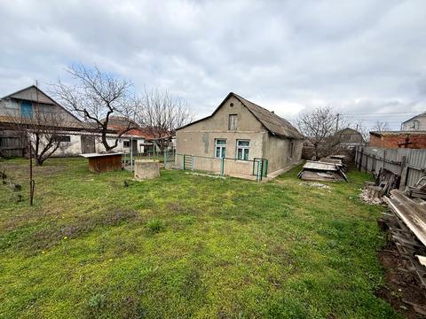 будинок за адресою Братська вул., 33