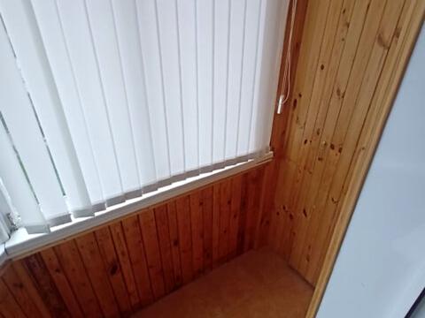квартира за адресою Космонавтів просп., 72