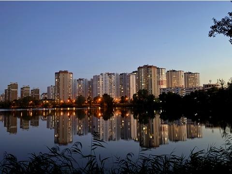 квартира за адресою Драгоманова вул., 10