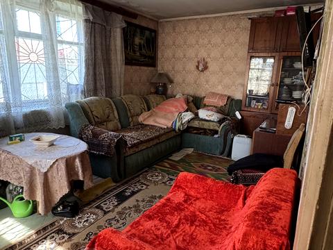 будинок за адресою Першотравнева, 63