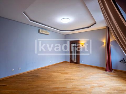 коммерческая по адресу Чеховский пер., 8