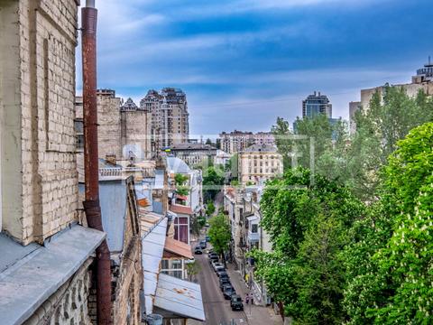 коммерческая по адресу Чеховский пер., 8
