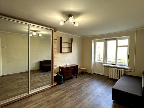 квартира за адресою Академіка Глушкова просп., 24