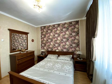 квартира по адресу Александра Мишуги ул., 1/4