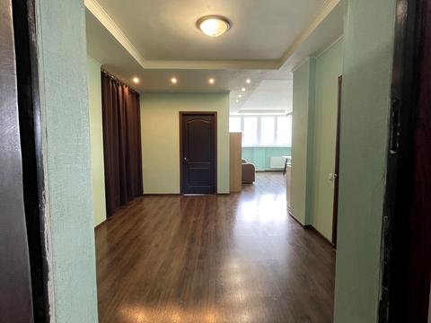 квартира за адресою Павла Тичини просп., 18-Б