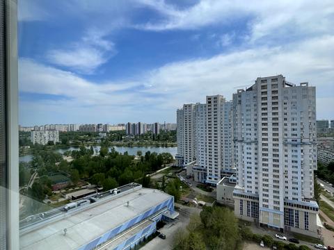квартира за адресою Павла Тичини просп., 18-Б