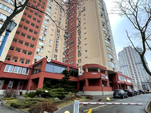 квартира за адресою Павла Тичини просп., 18-Б