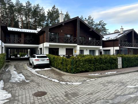 будинок за адресою с. Брюховичі, Невеличука вул., 7