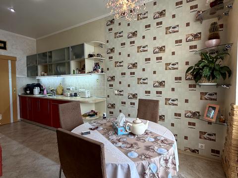 квартира по адресу Олександра Хіри ул., 1