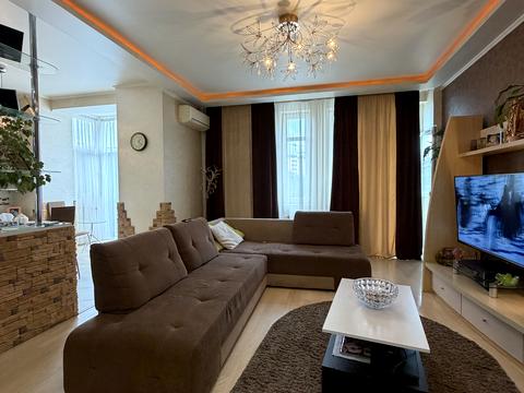 квартира по адресу Олександра Хіри ул., 1