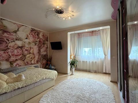 квартира по адресу Олександра Хіри ул., 1