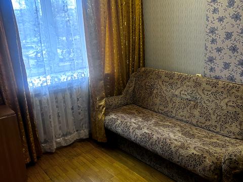 кімната за адресою Голосіївський просп. (40-річчя Жовтня), 92
