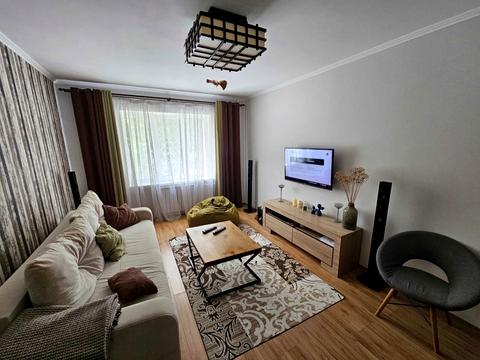 квартира за адресою Квартальна вул., 6