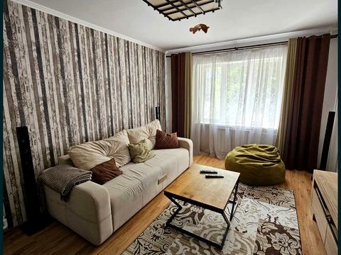 квартира за адресою Квартальна вул., 6
