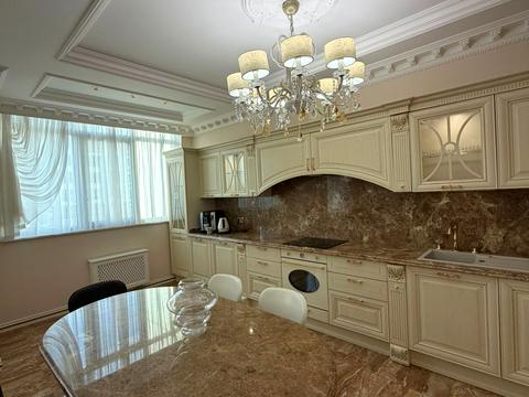 квартира за адресою Андрія Верхогляда вул. (Михайла Драгомирова), 20