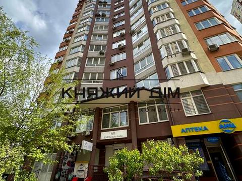 комерційна за адресою Анни Ахматової вул., 34