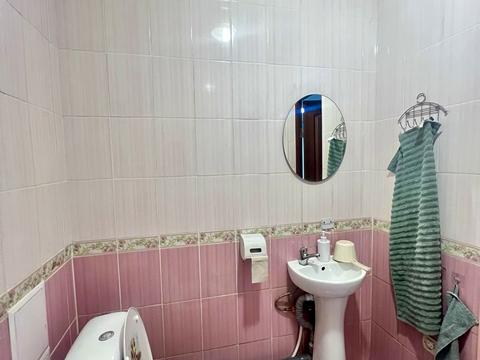 комерційна за адресою Тролейбусна вул., 15