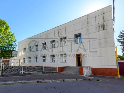 коммерческая по адресу Нова ул., 1