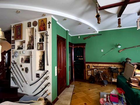 квартира за адресою Олександра Олеся вул., 25в