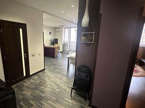 квартира за адресою Отакара Яроша вул., 22