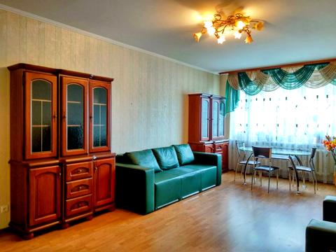 квартира по адресу Голосеевский просп. (40-летия Октября), 68