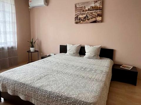 квартира за адресою Героїв Крут вул. (Червоних Курсантів), 4а