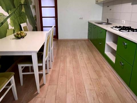 квартира за адресою Героїв Крут вул. (Червоних Курсантів), 4а