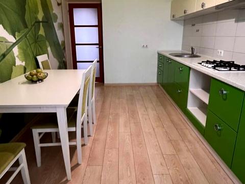 квартира за адресою Героїв Крут вул. (Червоних Курсантів), 4а