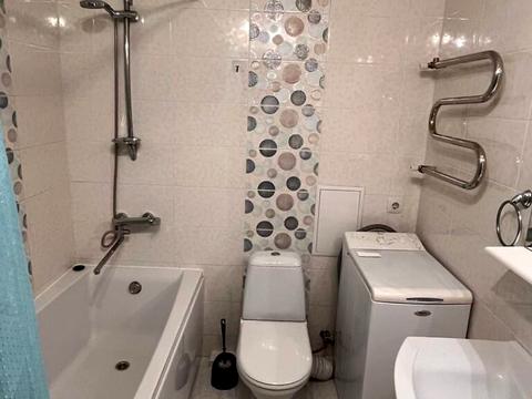 квартира за адресою Героїв Крут вул. (Червоних Курсантів), 4а