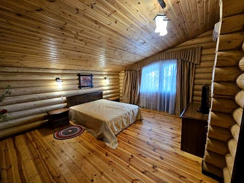 будинок за адресою Шкільна