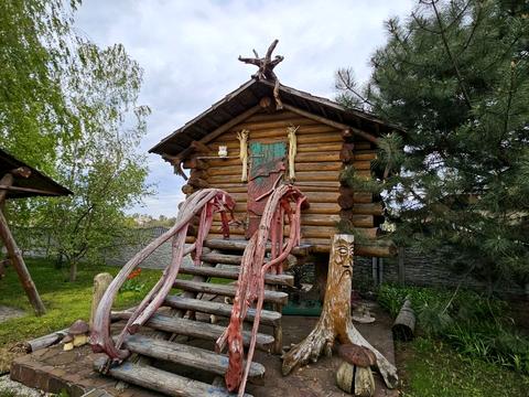 будинок за адресою Шкільна