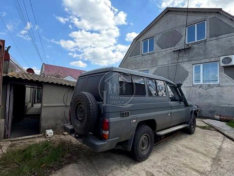 будинок за адресою Вишнева