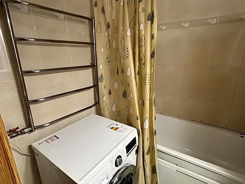 квартира по адресу Героїв Оборони ул., 3