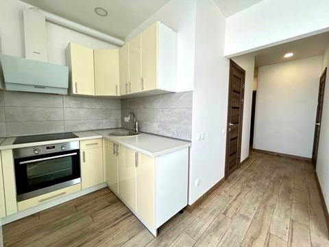 квартира за адресою Салютна вул., (Будинок 02301-02303)