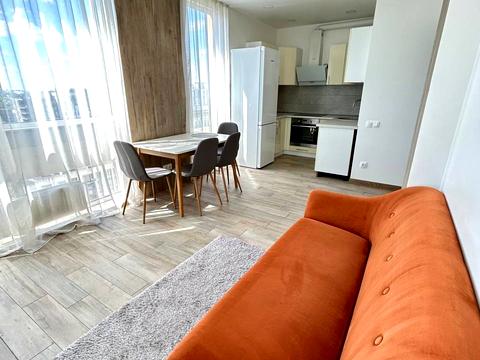 квартира за адресою Салютна вул., (Будинок 02301-02303)