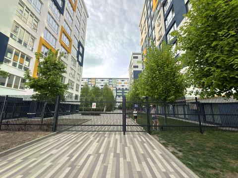 квартира за адресою Леоніда Бірюкова бульв., 7
