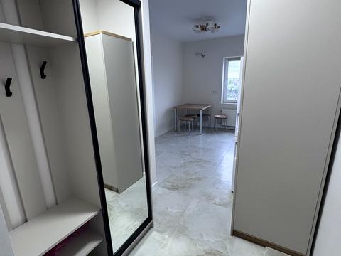 квартира за адресою Теплична вул., 64
