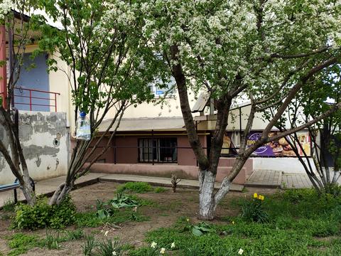 комерційна за адресою Владислава Бувалкіна вул. (Бочарова Генерала), 54/1