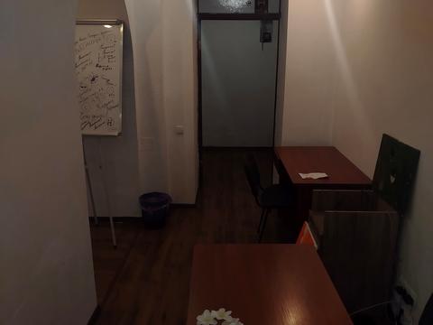 комерційна за адресою Євгена Чикаленка вул. (Пушкінська), 8-Б