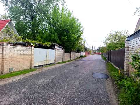 будинок за адресою Орхідейна, 10