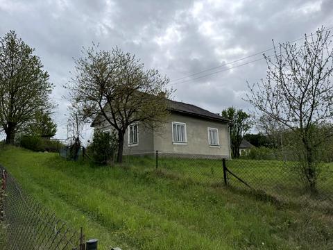будинок за адресою Залужська