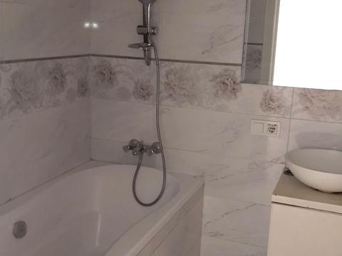 квартира за адресою Регенераторна вул., 4 к3