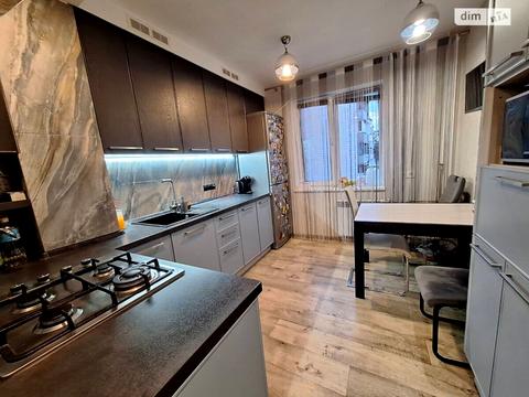 квартира за адресою Федора Максименка вул. (Червонофлотська), 6