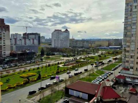 квартира за адресою Левка Лук'яненка вул. (Маршала Тимошенка), 29