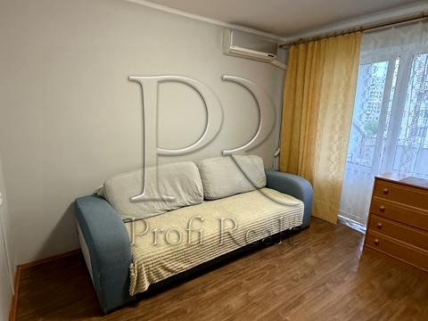 1864891884285035
