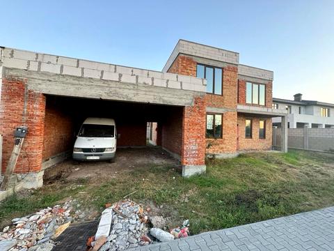 будинок за адресою Центральна вул.