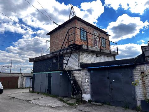 паркомісце за адресою Різдвяна вул., 171