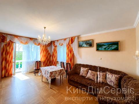 будинок за адресою с. Порадівка, Незалежності, 20 а