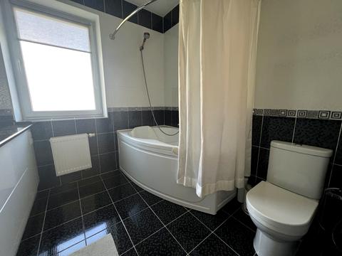 будинок за адресою с. Гатне, Прикордонна вул., 52